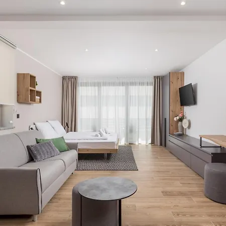 Belinda Apartments With Balcony & Private Parking Opatija Exterior photo