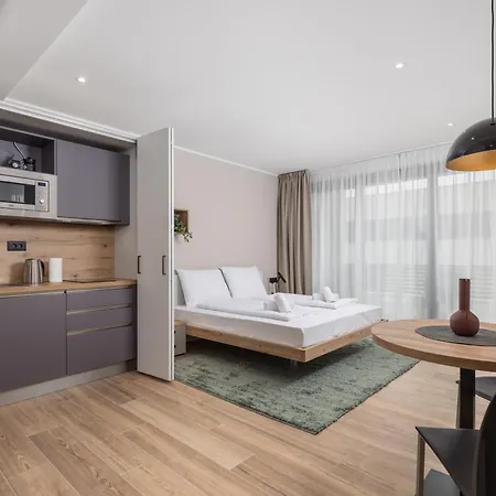 Belinda Apartments With Balcony & Private Parking Opatija Exterior photo