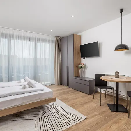 Belinda Apartments With Balcony & Private Parking Opatija Exterior photo