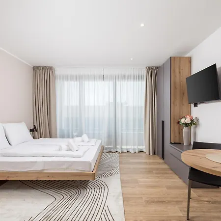 Belinda Apartments With Balcony & Private Parking Opatija Exterior photo