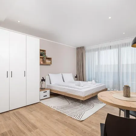 Belinda Apartments With Balcony & Private Parking Opatija Exterior photo