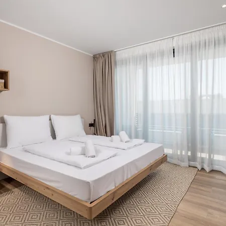 Belinda Apartments With Balcony & Private Parking Opatija Exterior photo