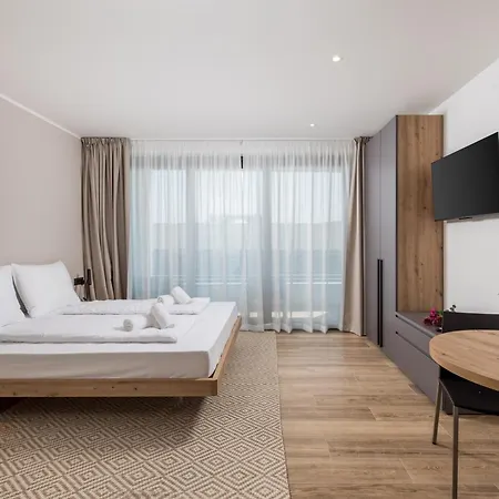 Belinda Apartments With Balcony & Private Parking Opatija Exterior photo