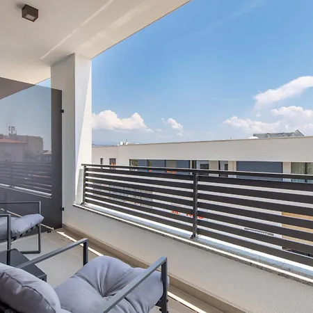 Belinda Apartments With Balcony & Private Parking Opatija Exterior photo