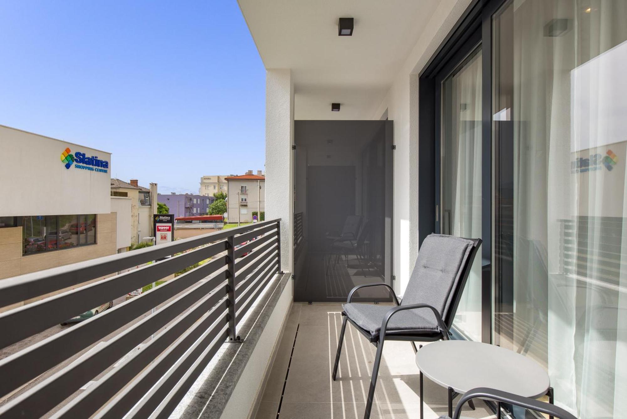 Apartment Belinda With Balcony & Private Parking Opatija