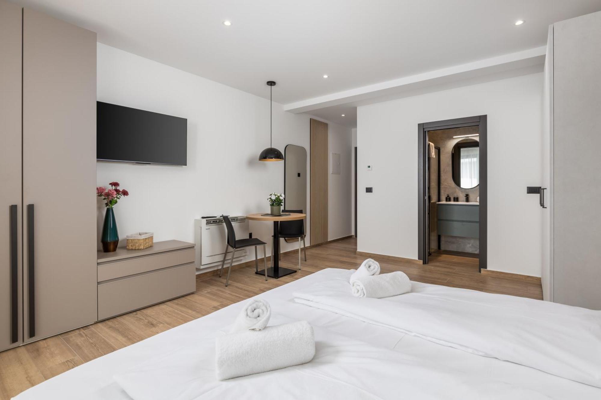 Belinda With Balcony & Private Parking * Opatija