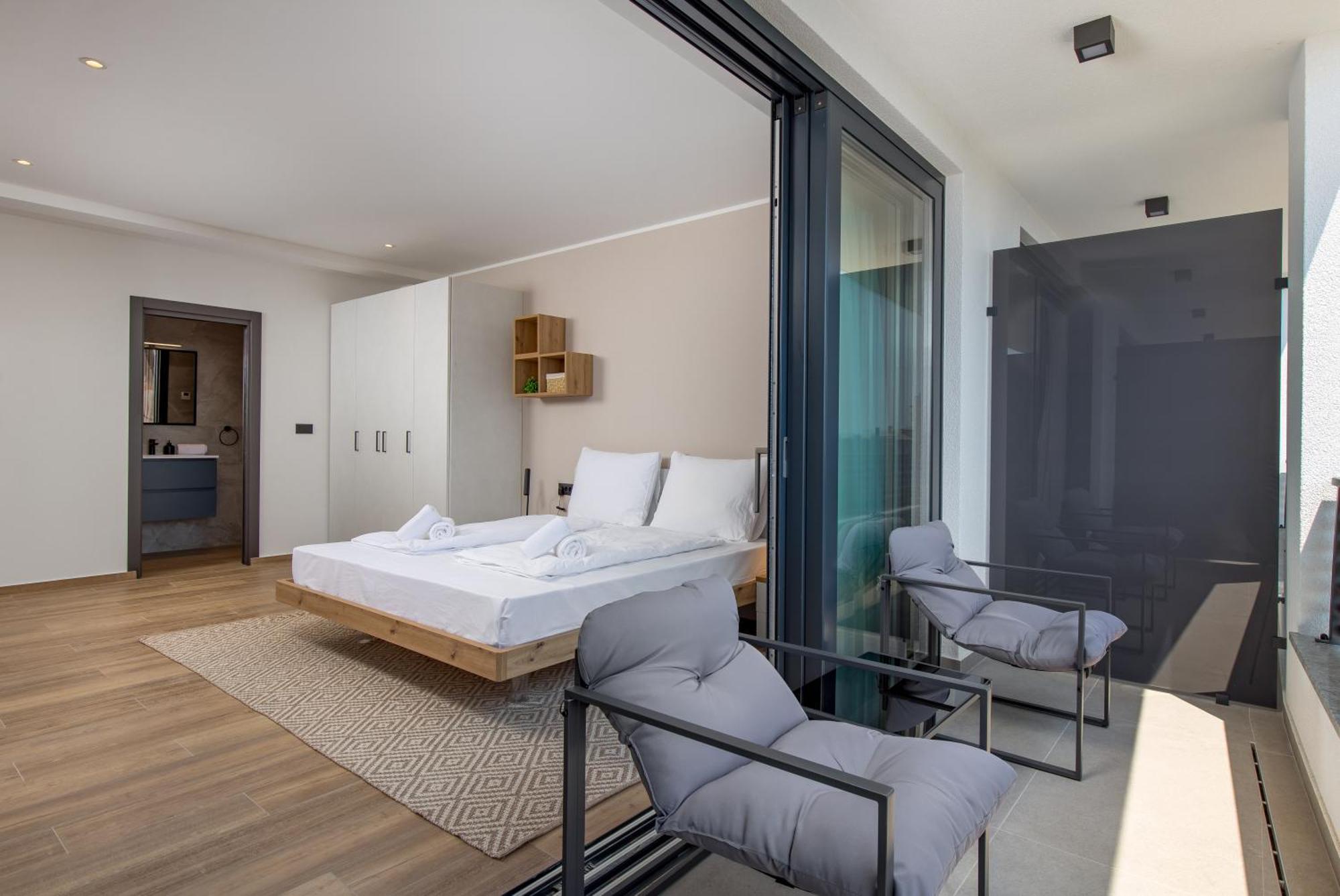 Belinda With Balcony & Private Parking * Opatija